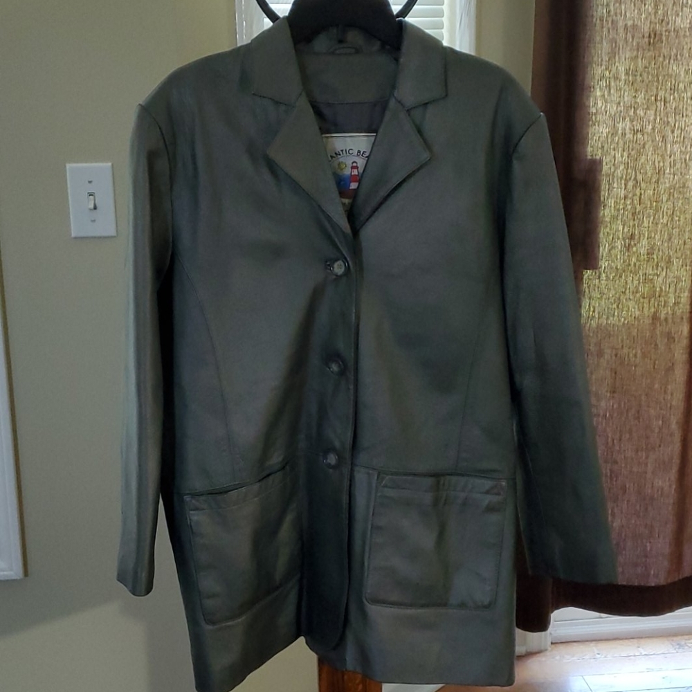 ATLANTIC BEACH WOMEN'S LEATHER JACKET SIZE L